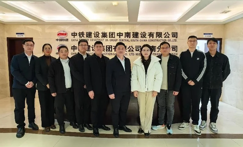 六合彩开奖
:携毕业生进企业 解锁求职“新密码” 六合彩开奖
:携毕业生进企业 解锁求职“新密码”