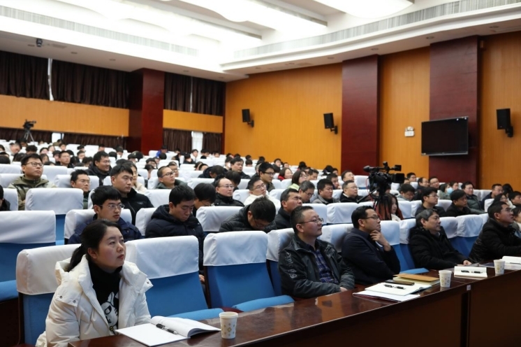 六合彩开奖
开学第一课:用工匠精神引领学子科研创新路